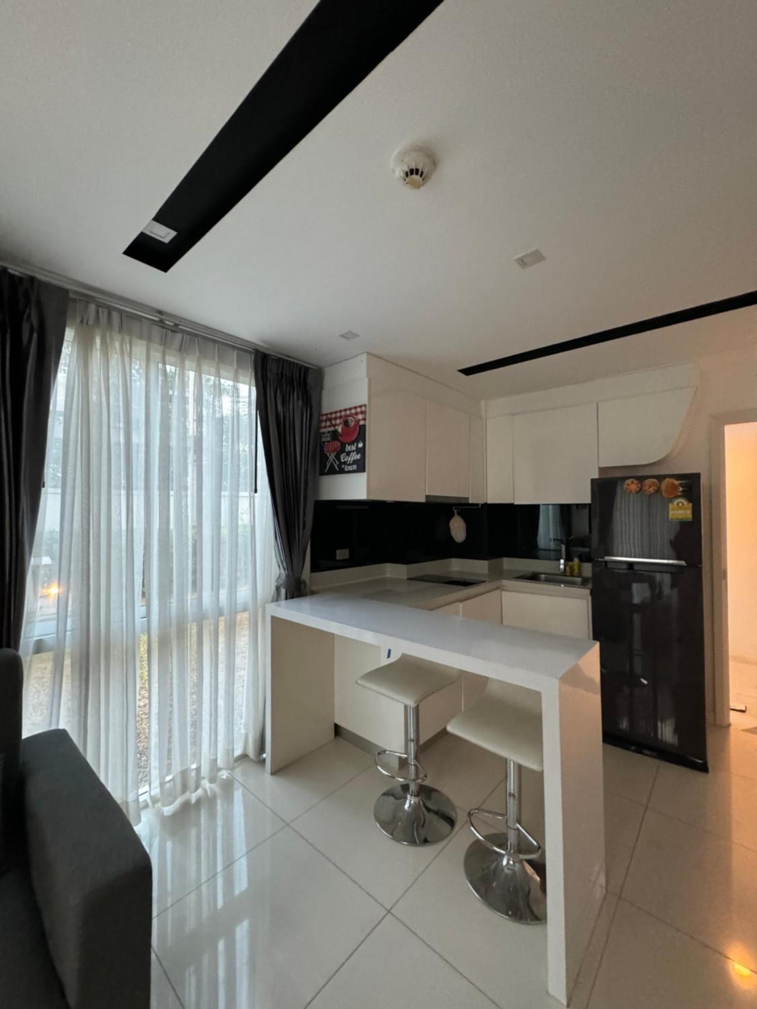 Center Residents ที่พักในตัวเมืองพัทยา *