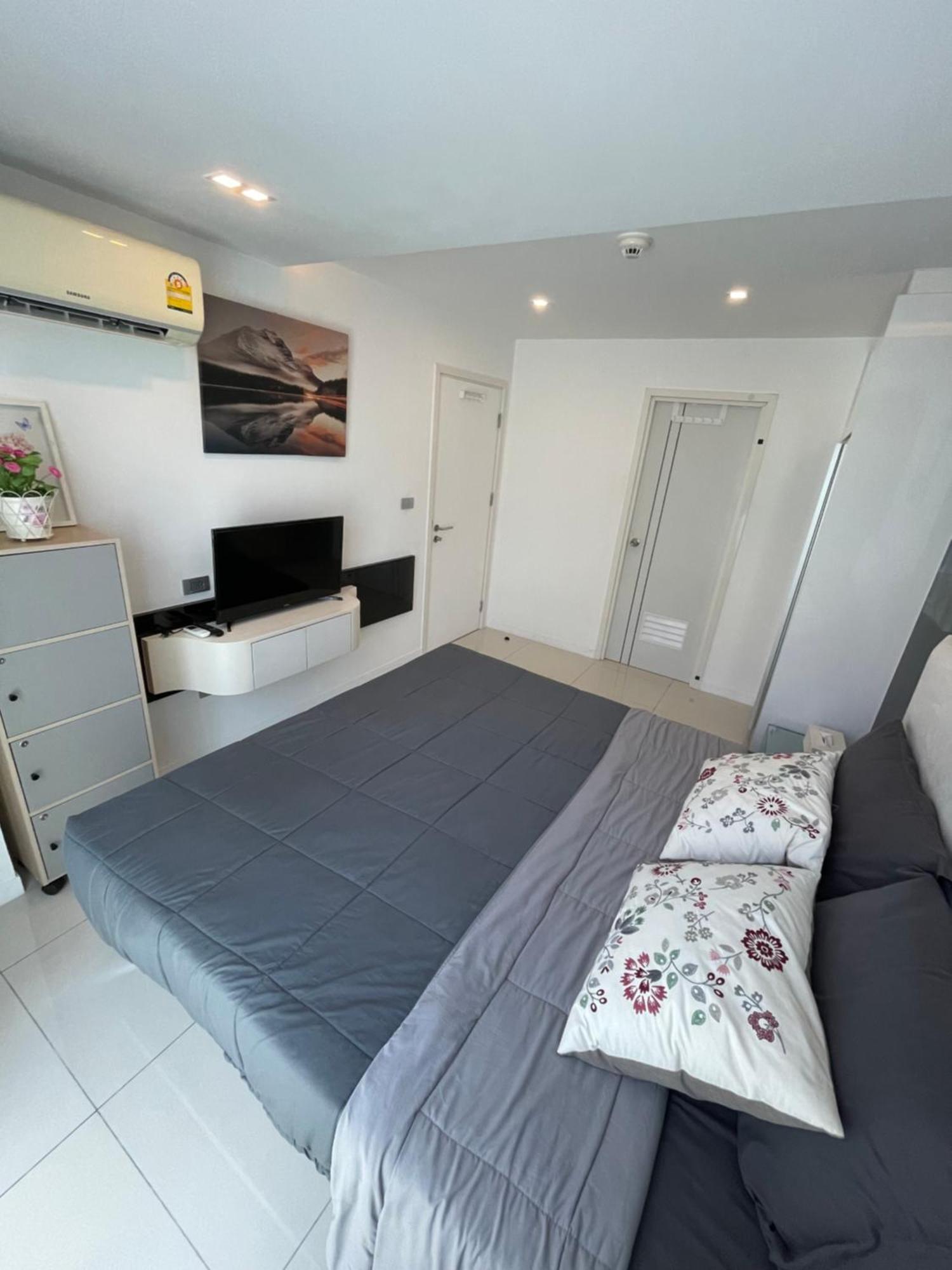 Apartment Center Residents ที่พักในตัวเมืองพัทยา *