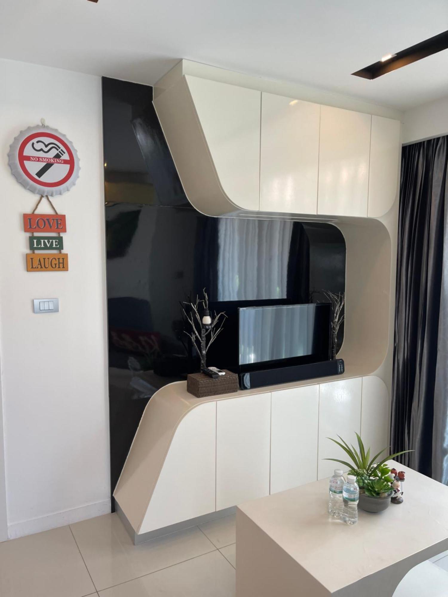 Center Residents ที่พักในตัวเมืองพัทยา